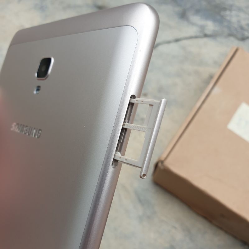 [Đầy đủ phụ kiện] Máy tính bảng Samsung Tab A 8.0 T385, 4G+Wifi, ROM 16GB, RAM 2GB, hàng 99% | BigBuy360 - bigbuy360.vn