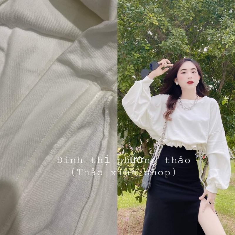 Set áo crotop trắng rút dây thắt nơ trắng kèm chân váy đen xẻ tà