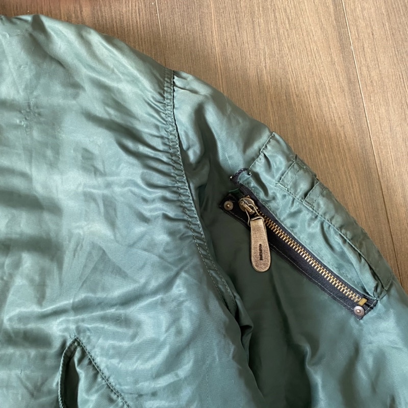 Áo crop boxy bomber ma-1 2hand