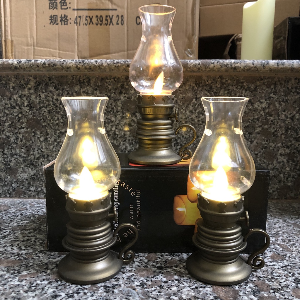 Đèn dầu điện tử chạy pin cao 14cm