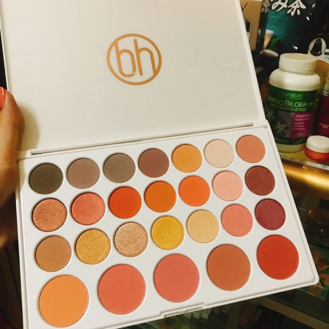 <co bill> Bảng phấn mắt BH COSMETICS Nouveau Neutral 26 colors