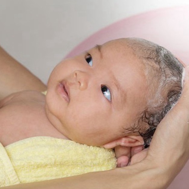 Ziaja Dưỡng Thể Trắng Da Chiết Xuất Từ Sữa Dê Balan - Ộp Ộp Bí | BigBuy360 - bigbuy360.vn