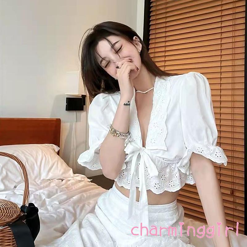Áo Croptop Tay Phồng Cổ Chữ V Màu Trơn Phối Bèo Thời Trang Cho Nữ