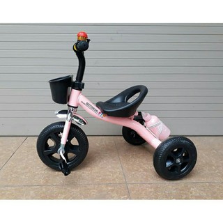 Xe 3 bánh bình nước có bàn đạp