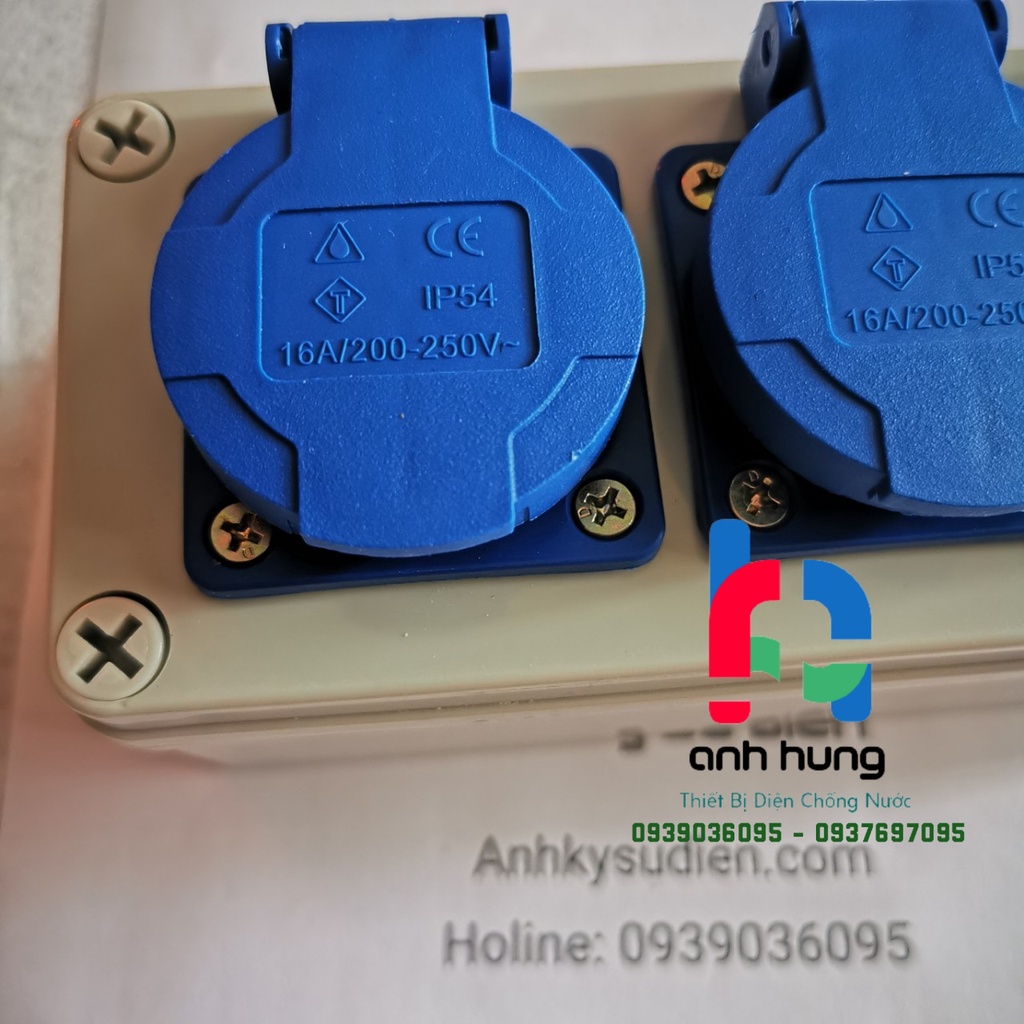 Bộ Chia Nguồn Chống Nước _ Hộp Nguồn Công Nghiệp Chống Nước Schuko 2P + E - phích cắm chân tròn chuẩn Châu Âu, Hàn Quốc