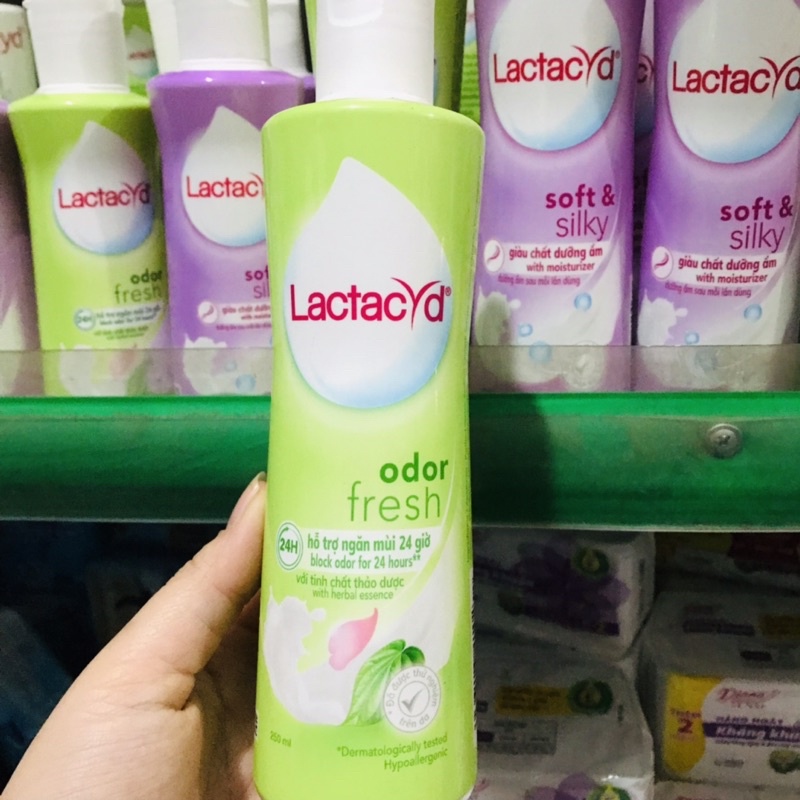 Dung dịch Vệ Sinh Phụ Nữ Lactacyd 150ml-250ml