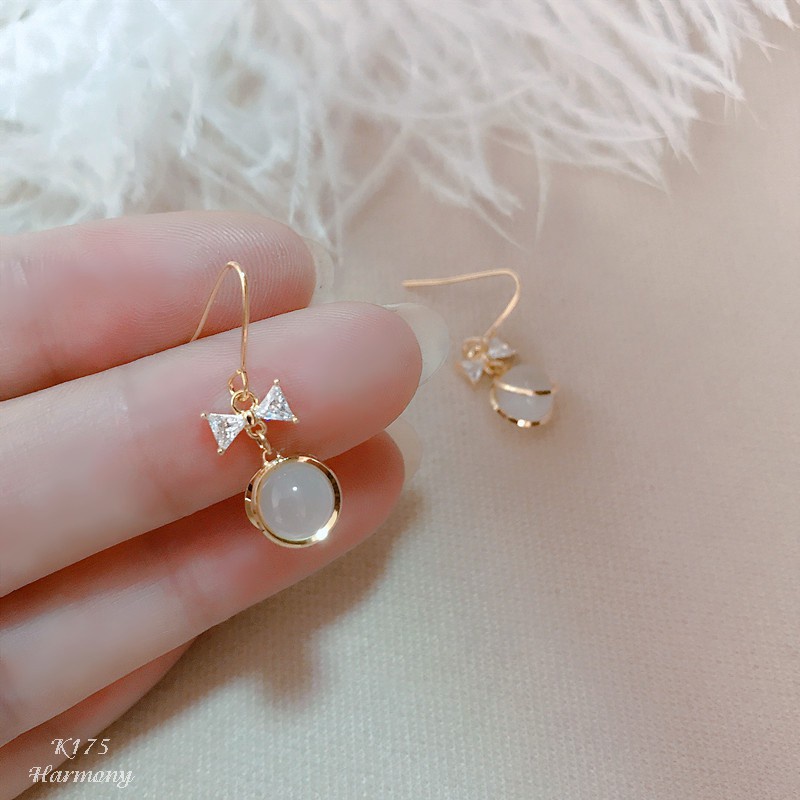 Bông tai, Khuyên tai nữ bạc cao cấp mạ vàng đá mắt mèo nhân tạo Jenia dạng móc nơ đính hạt K175| TRANG SỨC BẠC HARMONY