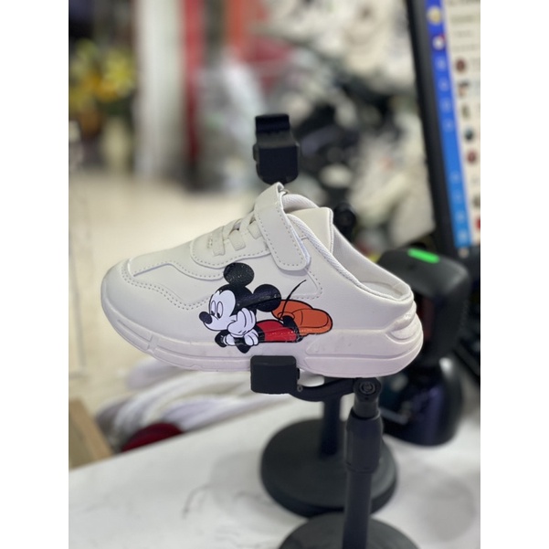 Sục míc ky bé gái siêu hót