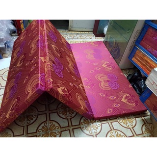 Đệm xốp ép cứng 1m6*2m dày 7 phân