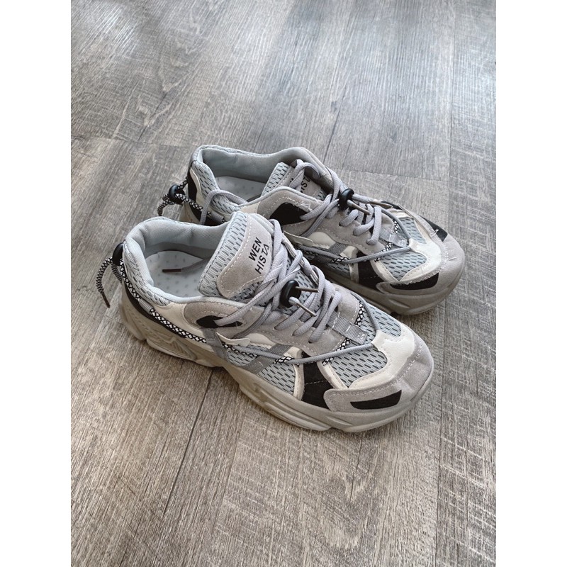 giày sneaker xám 2 dây