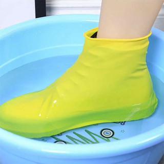 Ủng cao su bọc giày đi mưa
