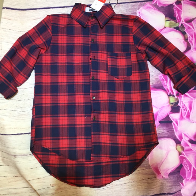 Áo sơ mi dáng thụng cho các chị em từ 58 kg trở lại nhé các c , dáng trẻ chung vải kate kẻ 3 màu đáng yêu , khoẻ khoắn .