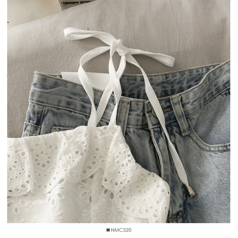 Áo croptop trắng vai thắt dây DA327