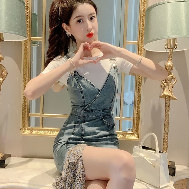 Light and extravagant design sense of denim strap skirt two sets of summer forked skirt high-quality suspense dress
