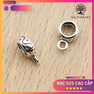 Charm bạc hình trụ xỏ ngang để gắn charm treo
