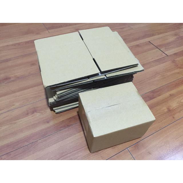 Combo 100 thùng carton size 12x12x12cm - hộp carton giá rẻ