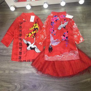 Áo dài cách tân chim hạc cho bé