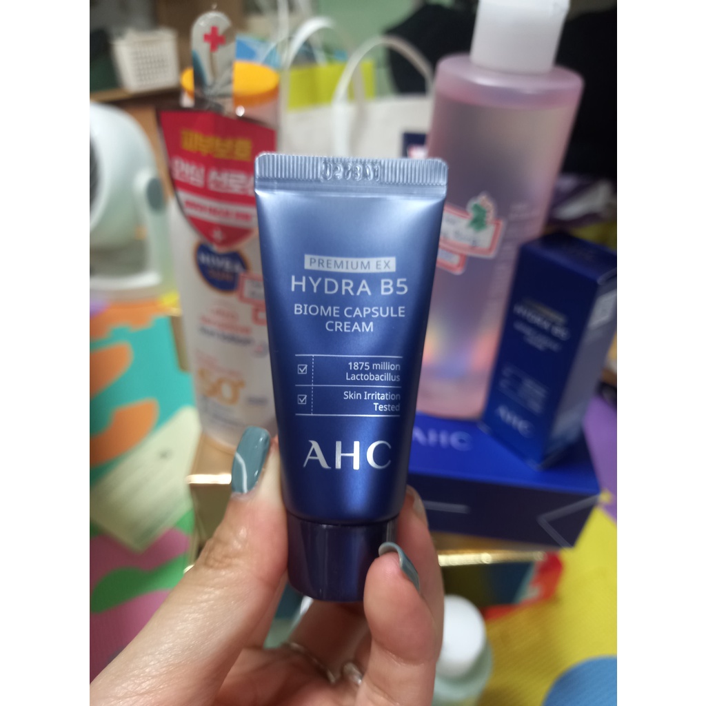 Kem dưỡng Premium Ex Hydra B5 Biome Capsule  AHC