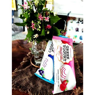 Kem que sữa chua Greek Yogurt Lotte (6 cây/ Hộp)