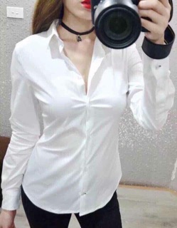 Sơ mi gấu + sơ mi trắng trơn