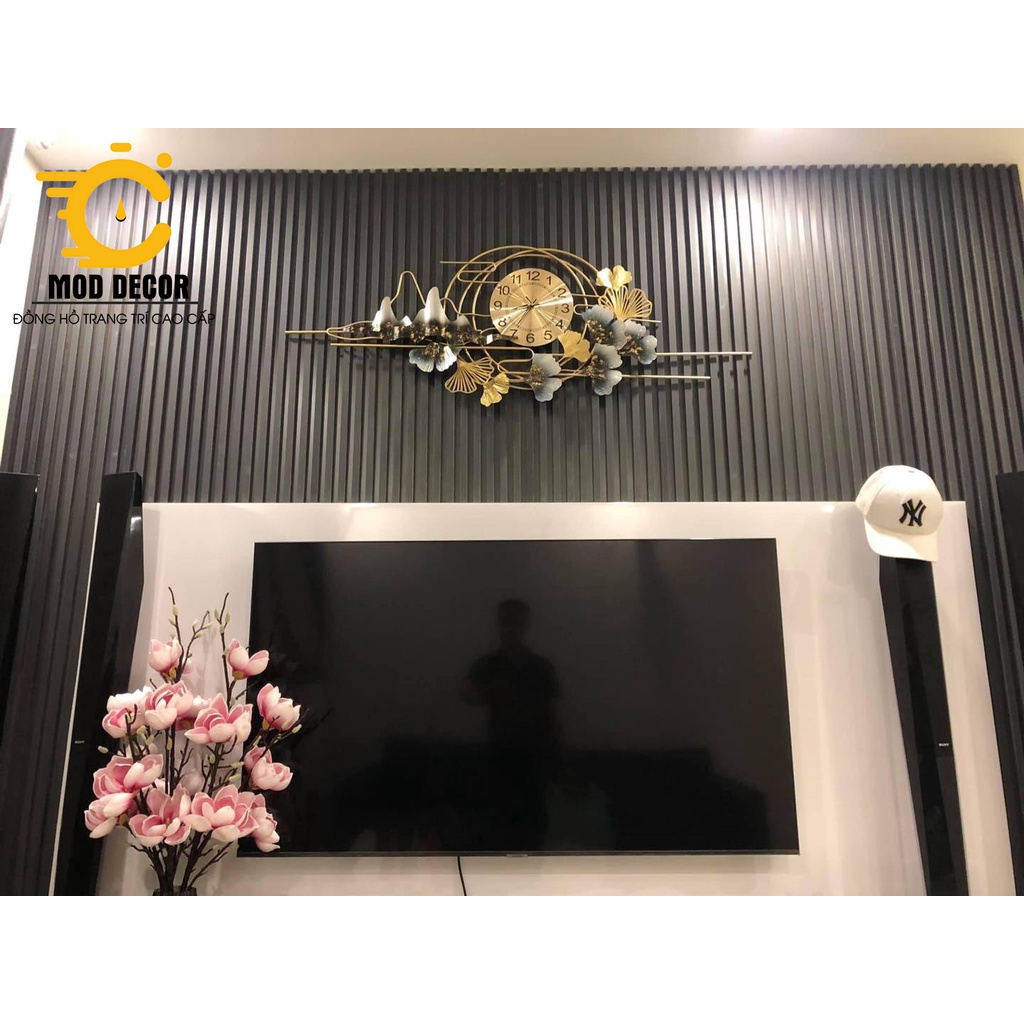 Đồng hồ treo tường kim trôi hoa xanh 2345 CỠ ĐẠI cho phòng khách rộng