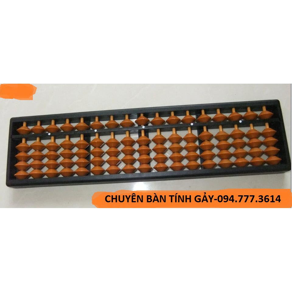 Bàn tính gảy UCMAS