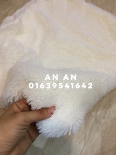 Combo : Thảm nâu chuột và thảm trắng