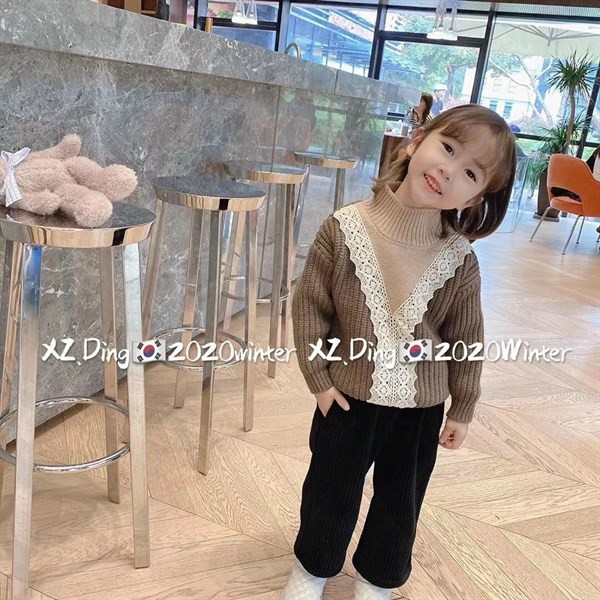 Áo len ren bé gái màu nâu