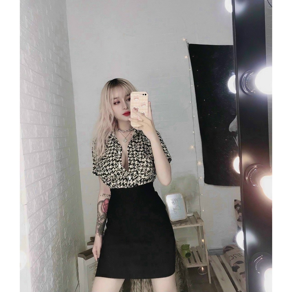 Áo sơ mi lụa tay ngắn in chữ họa tiết cực xinh , chất lụa mềm mịn mát