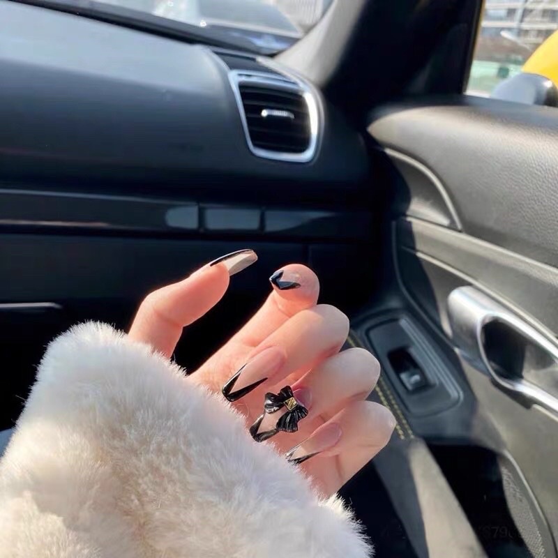 Sét Nail 24 móng tay viền đen đính nơ siêu xinh