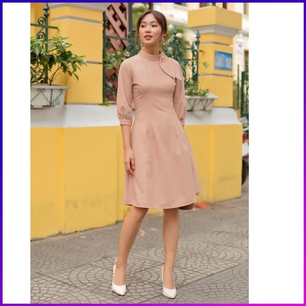 Váy Đầm Công Sở Nữ Tà A Cổ Nơ Tay Lở Dún Vải Dãn Nhẹ Màu Vàng | BigBuy360 - bigbuy360.vn
