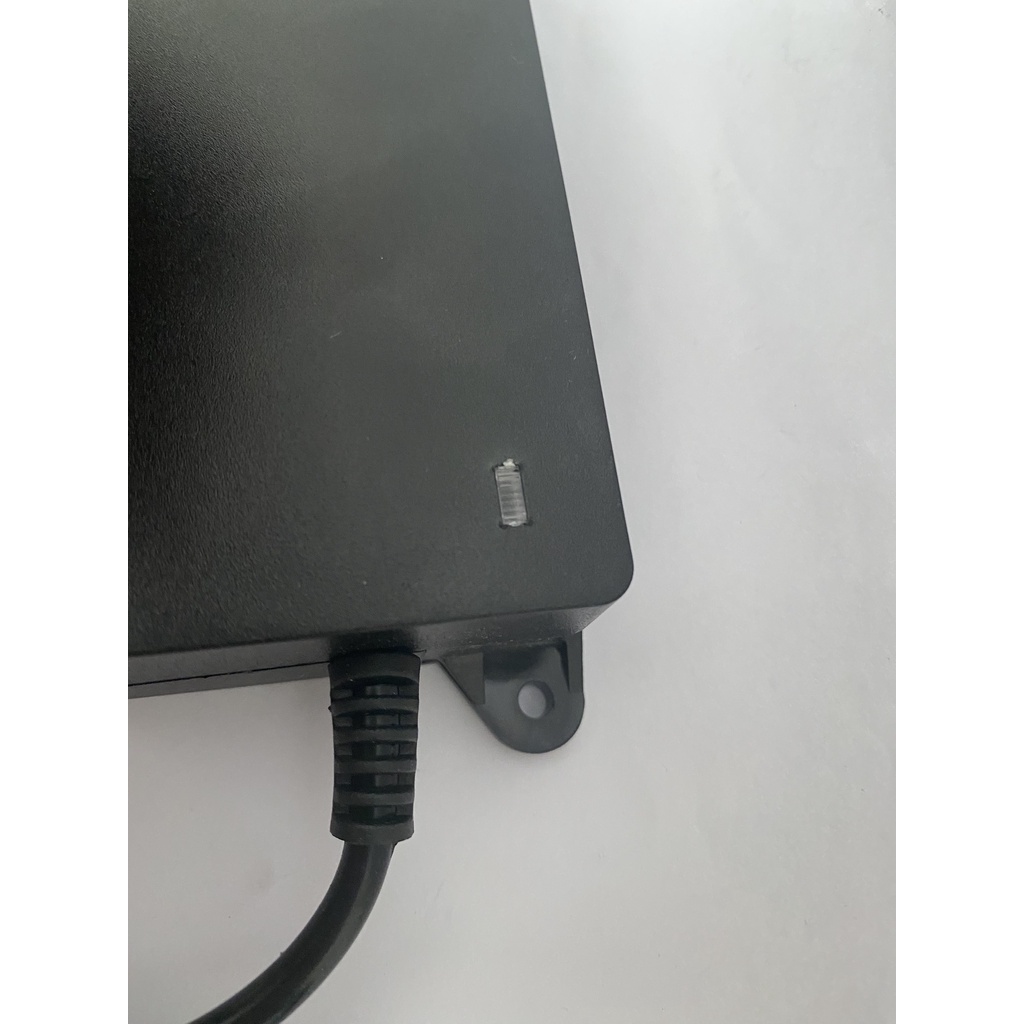 Nguồn camera 12V - 2A  5A tốt có đèn, có móc treo. Adapter cho camera và các thiết bị tương thích giá rẻ.
