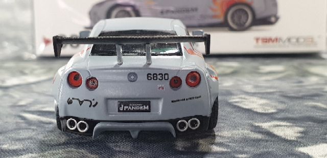 Xe Mô Hình Pandem Nissan GT-R (R35) GT Wing Rocaf Malataw Fighter LHD Taiwan Exclusive 1:64 MiniGT ( Xám )