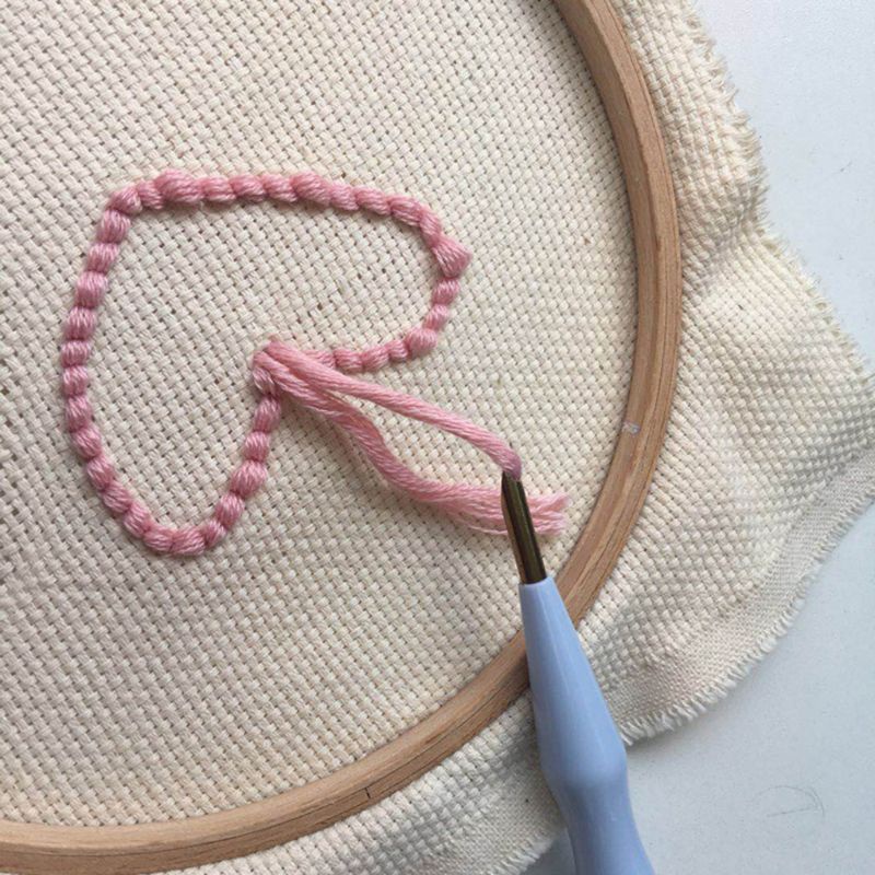 Bộ 5 Kim Thêu Hình Chú Tiểu Độc Đáo Tiện Dụng DIY