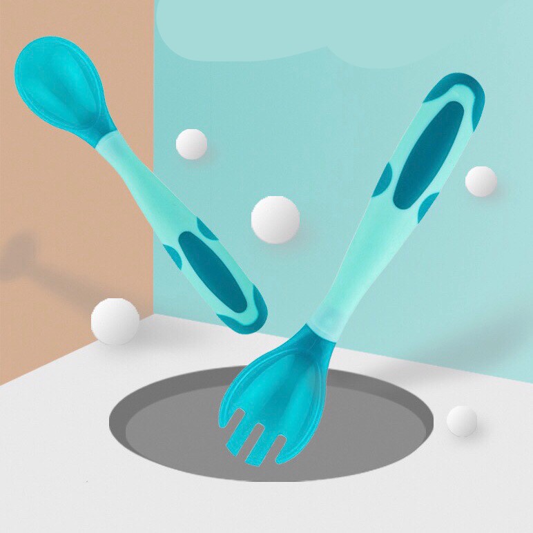 [TẶNG HỘP ĐỰNG] Thìa dĩa nĩa tập xúc bẻ cong cho bé ăn dặm, chịu nhiệt tốt chất liệu silicon an toàn cao cấp
