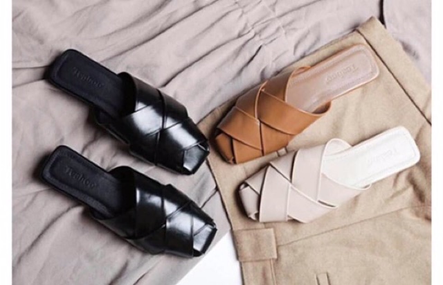 Dép Mules Hở Gót