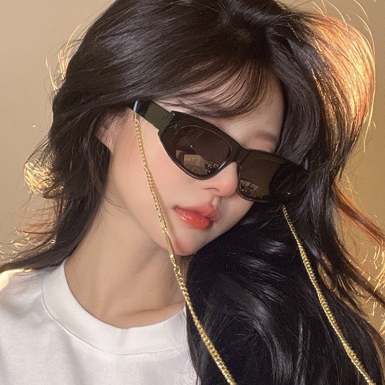 Kính Mát Gọng Mắt Mèo Phong Cách Vintage Thời Trang Sự Bảo Vệ