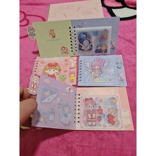 SỔ STICKER LÒ XO KẾT HỢP 6 TRANG STICKER VÀ 1 SỐ TRANG BÌA CỨNG NHIỀU MẪU, CÓ CLIP, MÃ  B-8082