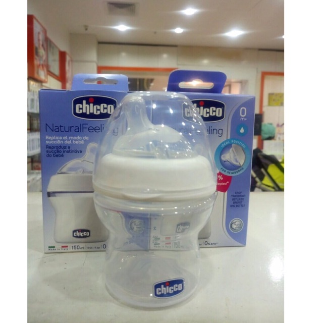 Bình sữa núm nghiêng Pisa Natural Feeling Chicco