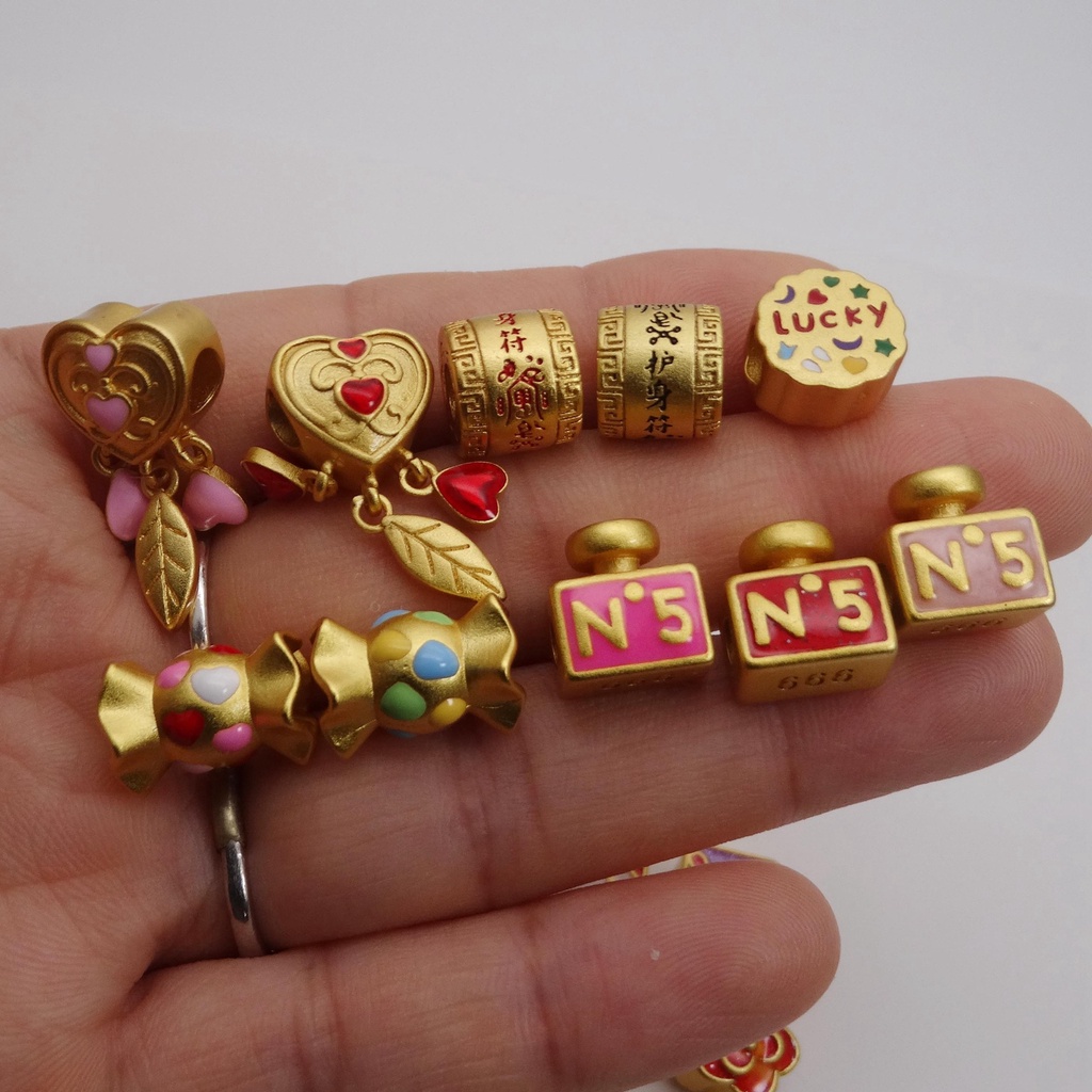 Vòng Tay Dây Xỏ Hạt Charm Mặt Hình Thỏ / Hoa Màu Sắc Ngọt Ngào