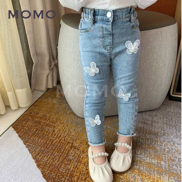 Quần Jean Dáng Ôm Chất Liệu Vải Cotton Hoạ Tiết Bướm Cho Bé 2-8 Tuổi