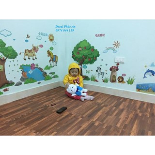 Decal dán tường bộ kết hợp khu rừng vui chơi của bé