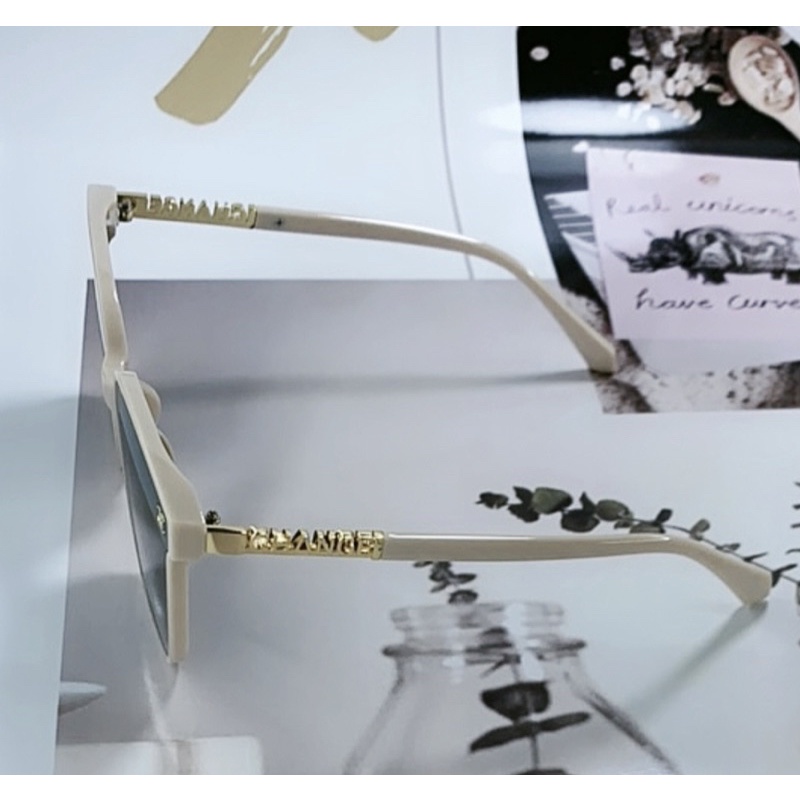 Kính mắt thời trang nữ chaneell