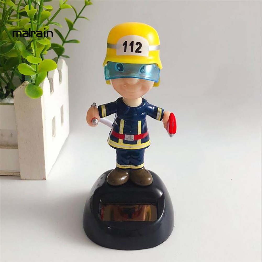 Phụ Kiện Trang Trí Nội Thất Xe Hơi Hình Lính Cứu Hỏa Bằng Năng Lượng Mặt Trời