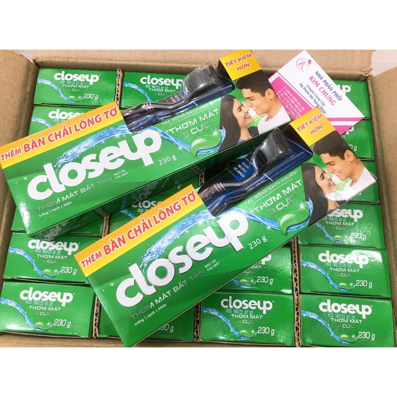 Kem đánh răng Closeup 180g