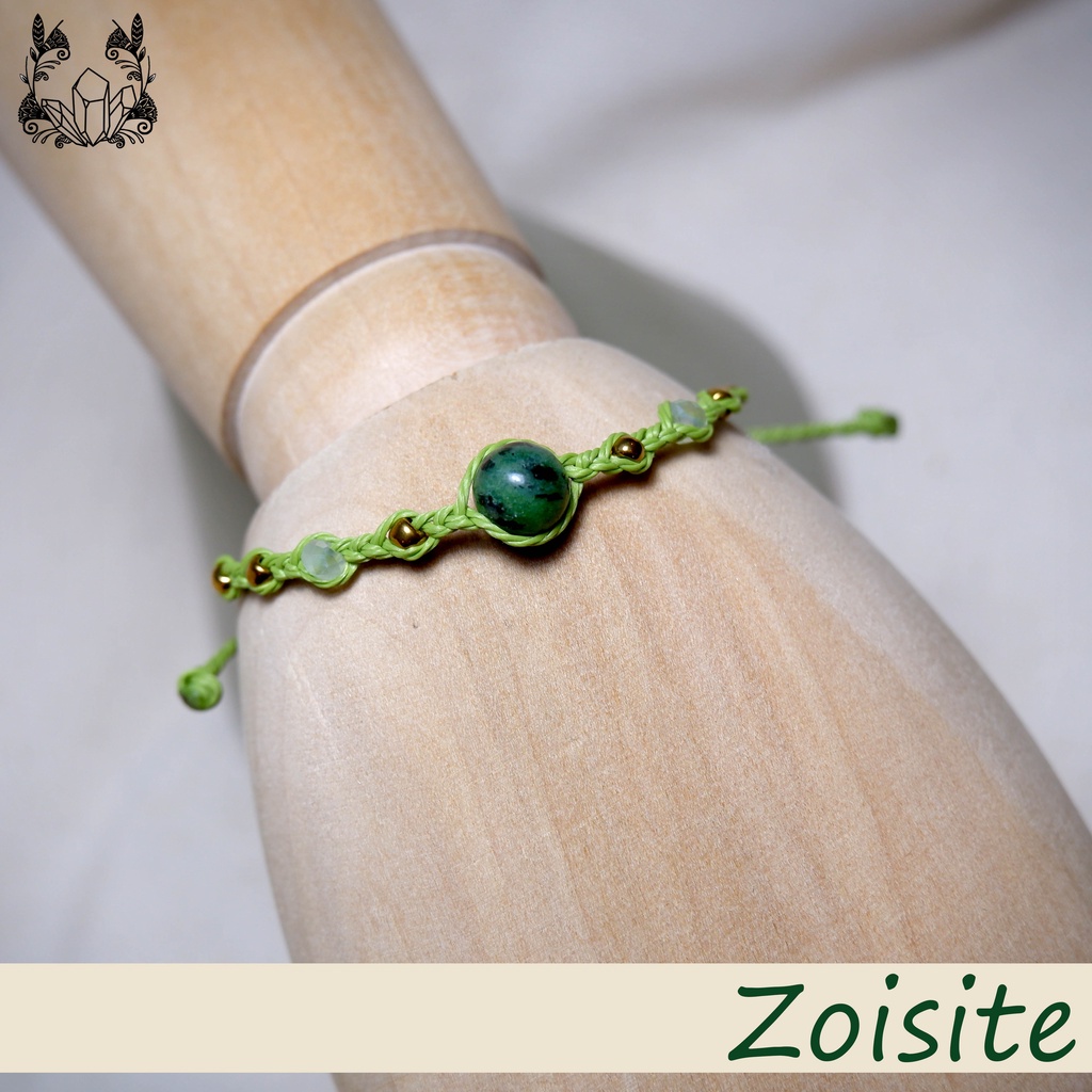 GREENLINE  Vòng tay tông xanh lá dễ thương, handmade, thắt dây , thủ công