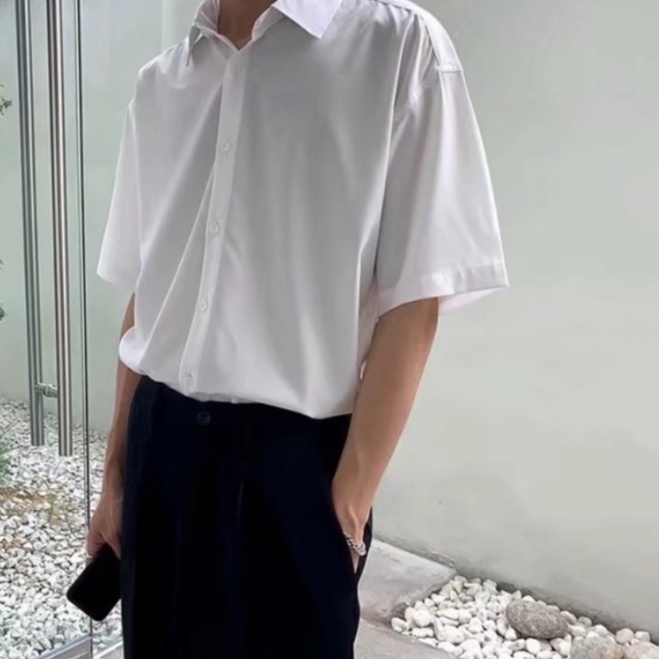 Áo Sơ Mi Tay Ngắn Dáng Rộng Vải Lụa Mát Màu Trơn Đơn Giản Thời Trang Cao Cấp Cho Nam Áo sơ mi thời trang thường ngày