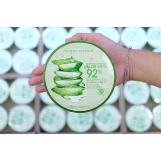 Gel lô hội Nature Republic Aloe Vera 92% Soothing Gel