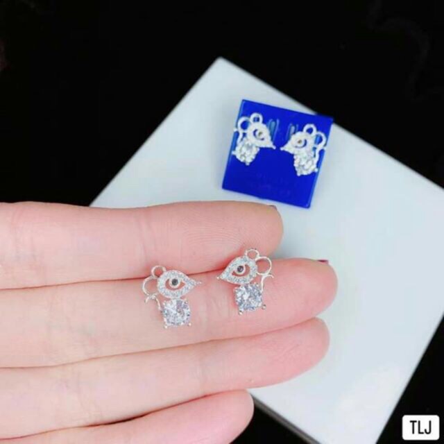 Khuyên tai và mặt dây chuyền hình chuột bạc ta