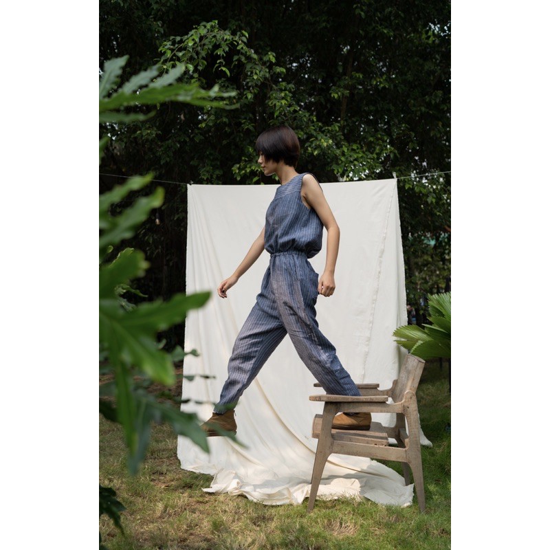 Áo liền quần linen Làm Vườn